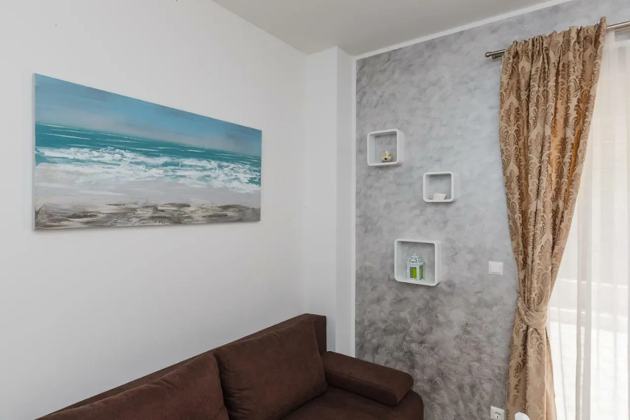 Apartmani Nikola Plano