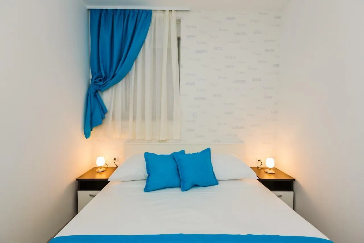 Apartmani Nikola Plano 0*,